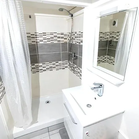 Lulu La Brocante - Hypercentre - Gare Apartment *