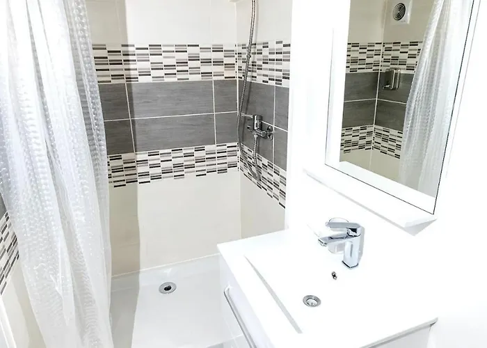 Lulu La Brocante - Hypercentre - Gare Apartmán *